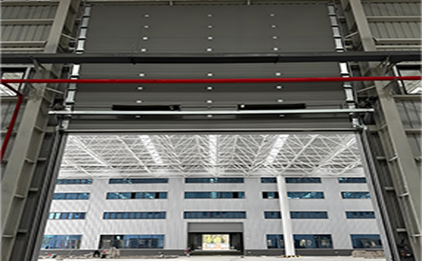 阿克陶工业提升门