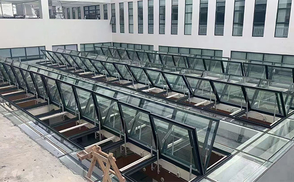 百安科技有限公司近期阿克陶排烟窗项目案例分享 百安科技有限公司近期阿克陶排烟窗项目案例分享