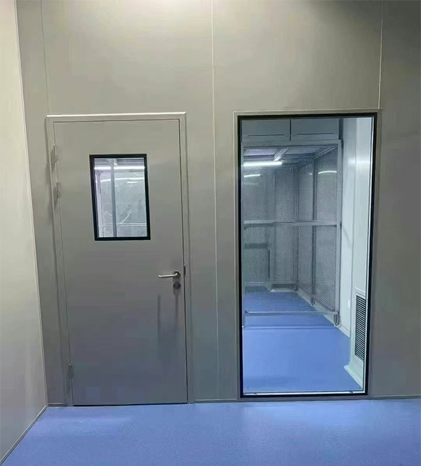 学校教学楼完成阿克陶防火门标准化安装